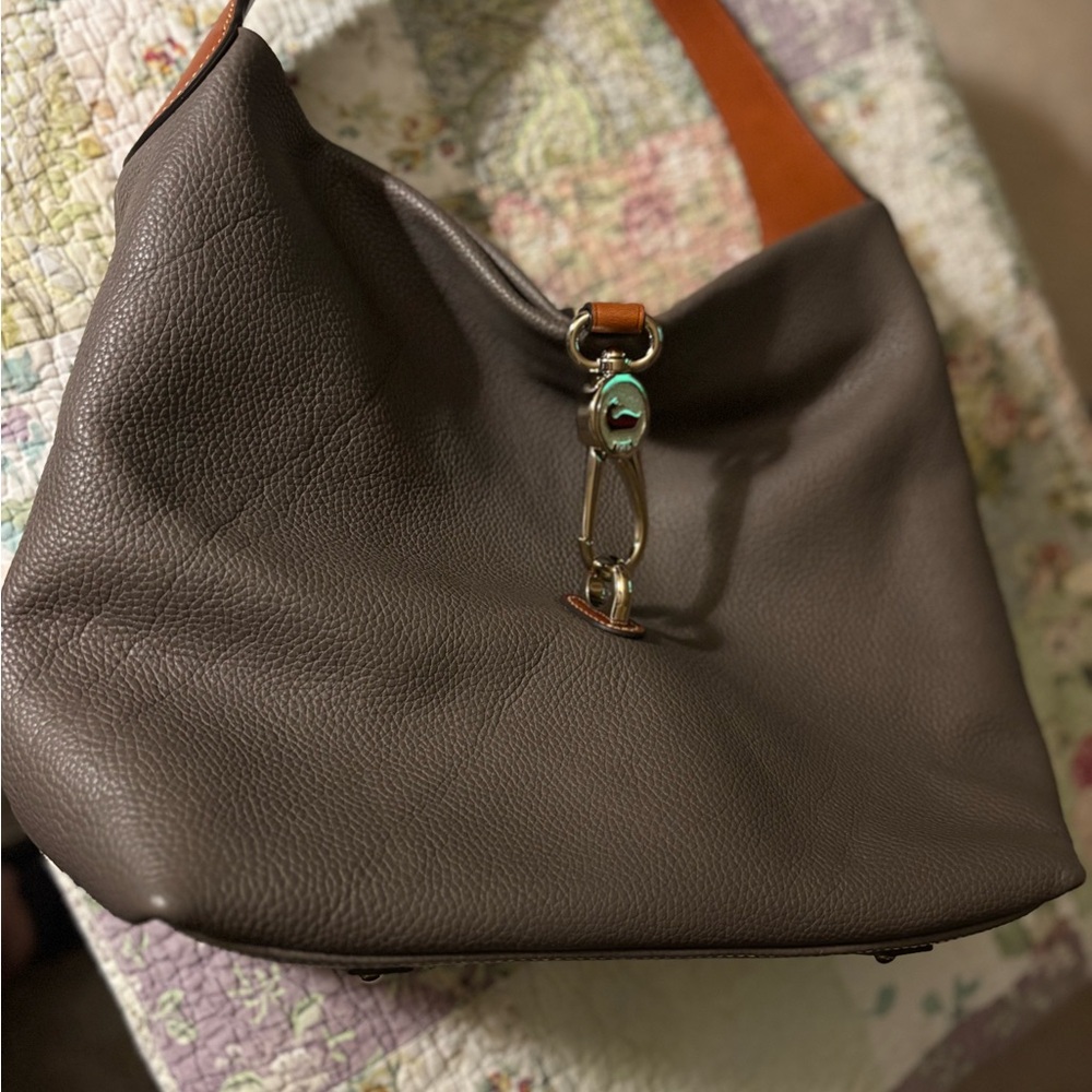 Brand new Dooney & Bourne handbag - Picture 2 of 6
